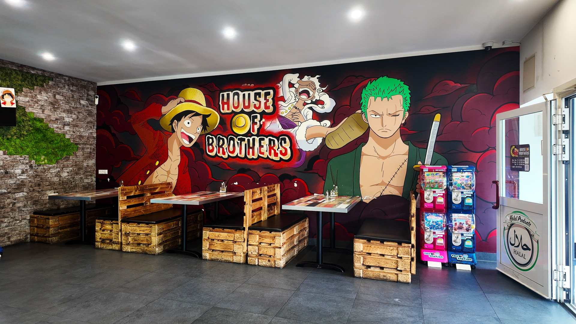 House of Brothers Ambiente mit One Piece Wandbild
